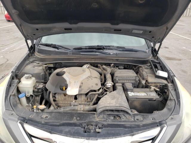 Photo 6 VIN: 5NPEC4AB6CH358621 - HYUNDAI SONATA SE 