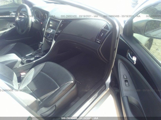 Photo 4 VIN: 5NPEC4AB6CH396107 - HYUNDAI SONATA 