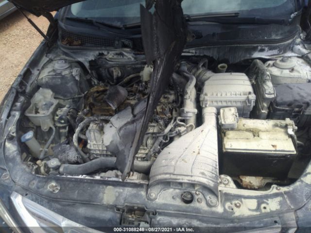 Photo 9 VIN: 5NPEC4AB6CH403640 - HYUNDAI SONATA 