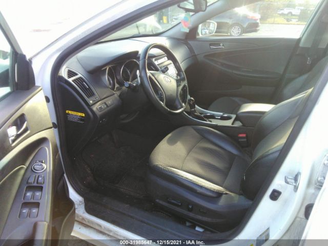 Photo 4 VIN: 5NPEC4AB6CH415061 - HYUNDAI SONATA 