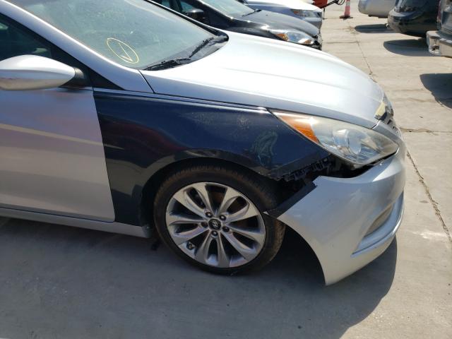 Photo 8 VIN: 5NPEC4AB6CH436900 - HYUNDAI SONATA SE 