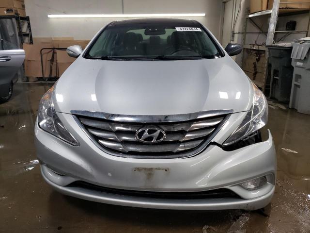 Photo 4 VIN: 5NPEC4AB6CH439781 - HYUNDAI SONATA 