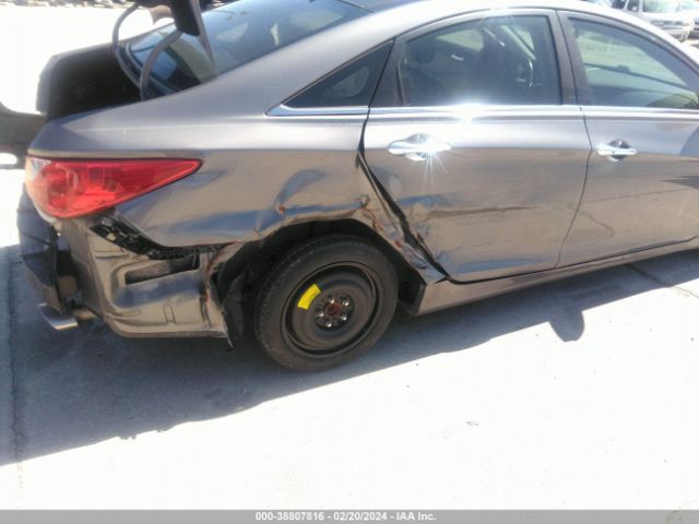 Photo 5 VIN: 5NPEC4AB6CH443720 - HYUNDAI SONATA 