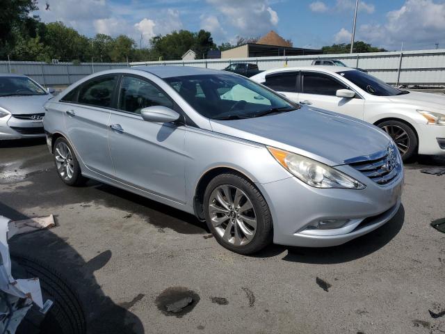 Photo 3 VIN: 5NPEC4AB6CH467631 - HYUNDAI SONATA SE 