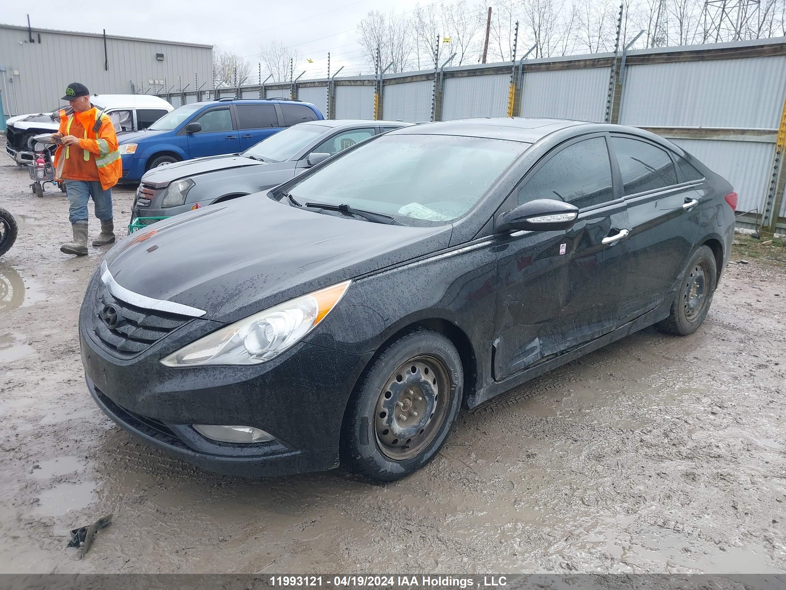 Photo 1 VIN: 5NPEC4AB6CH489399 - HYUNDAI SONATA 