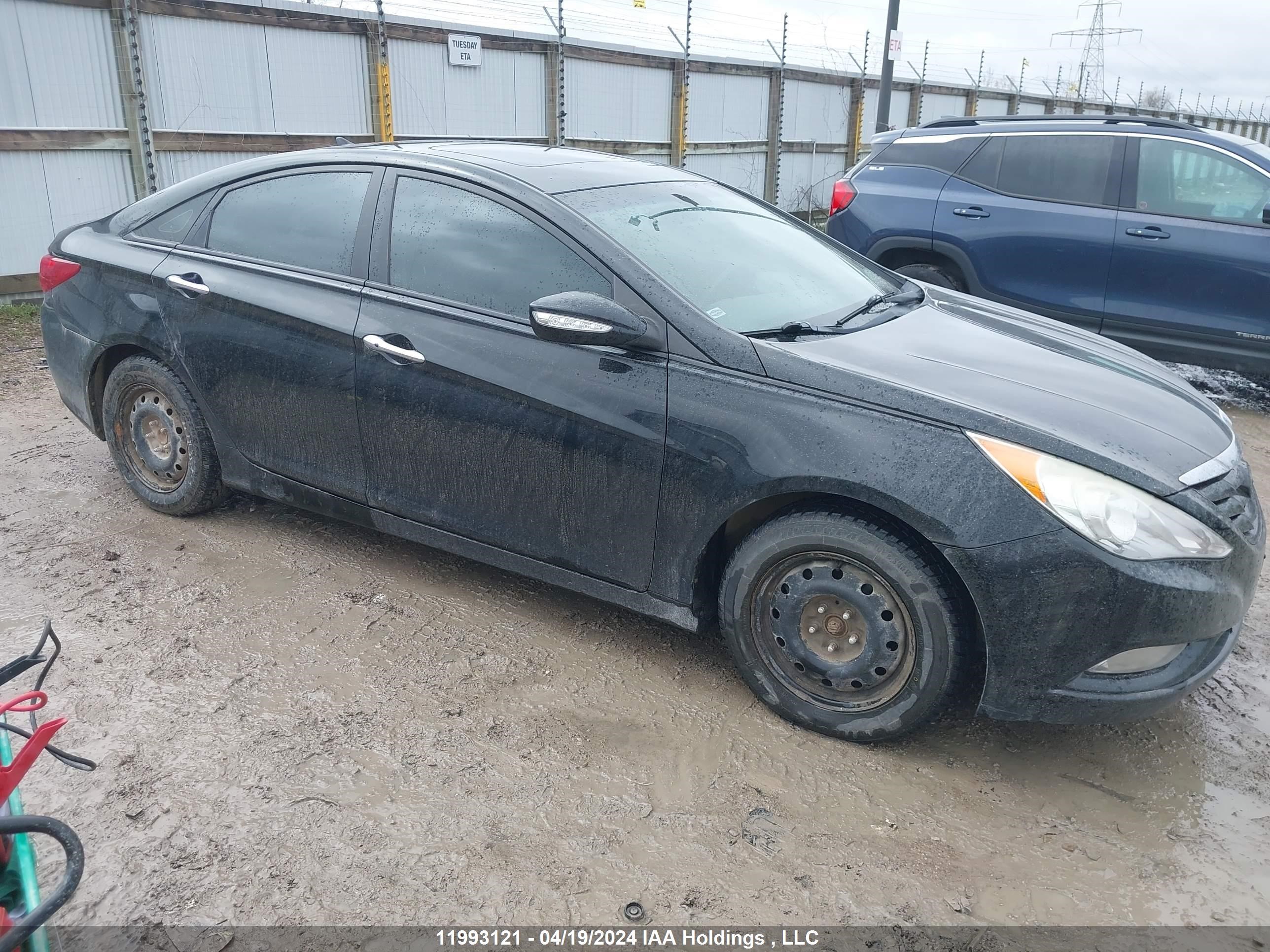 Photo 12 VIN: 5NPEC4AB6CH489399 - HYUNDAI SONATA 