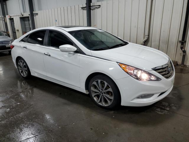 Photo 3 VIN: 5NPEC4AB6DH747793 - HYUNDAI SONATA SE 