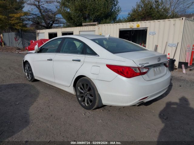 Photo 2 VIN: 5NPEC4AB7BH161732 - HYUNDAI SONATA 