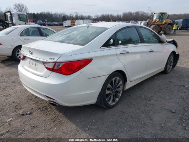 Photo 3 VIN: 5NPEC4AB7BH161732 - HYUNDAI SONATA 