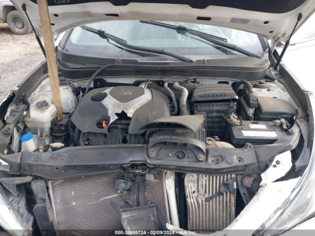 Photo 9 VIN: 5NPEC4AB7BH161732 - HYUNDAI SONATA 