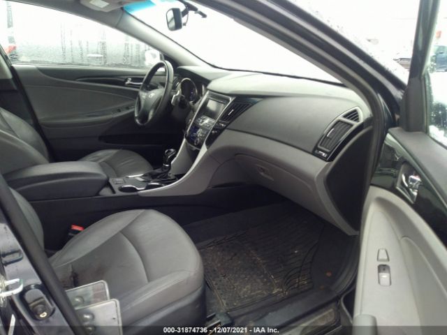 Photo 4 VIN: 5NPEC4AB7BH212856 - HYUNDAI SONATA 