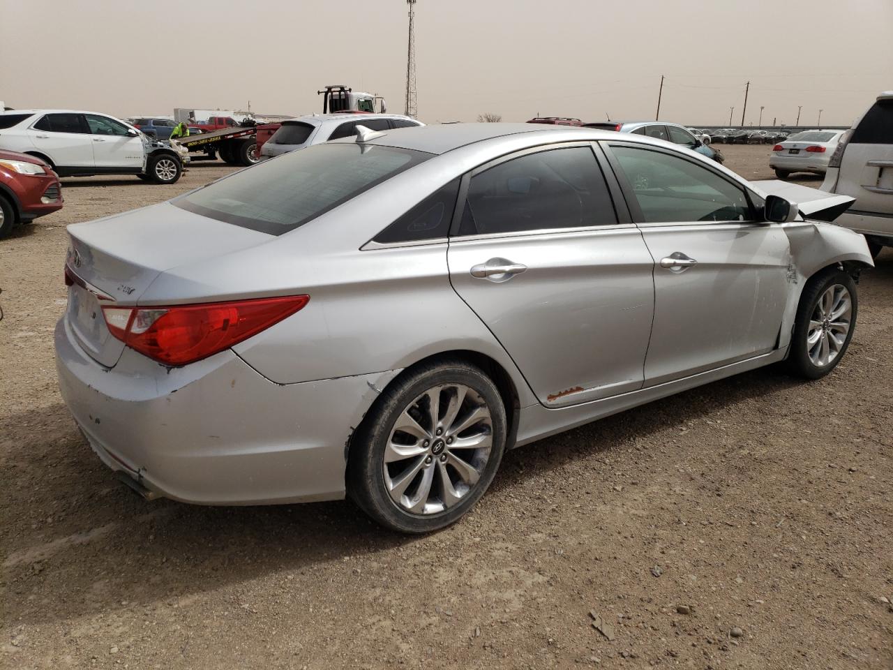 Photo 2 VIN: 5NPEC4AB7BH223775 - HYUNDAI SONATA 