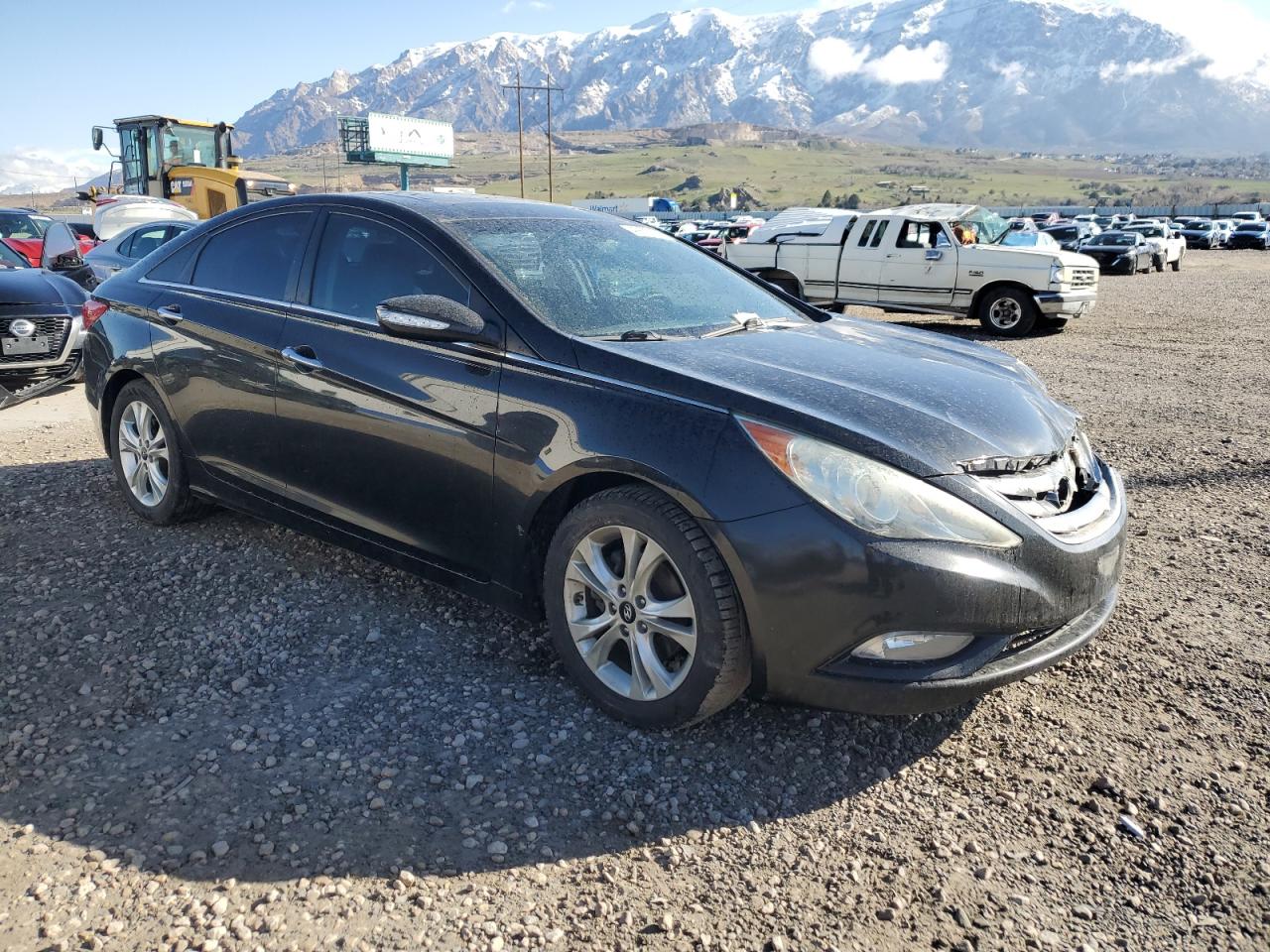 Photo 3 VIN: 5NPEC4AB7BH231715 - HYUNDAI SONATA 