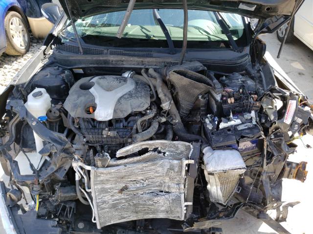 Photo 6 VIN: 5NPEC4AB7BH273074 - HYUNDAI SONATA SE 