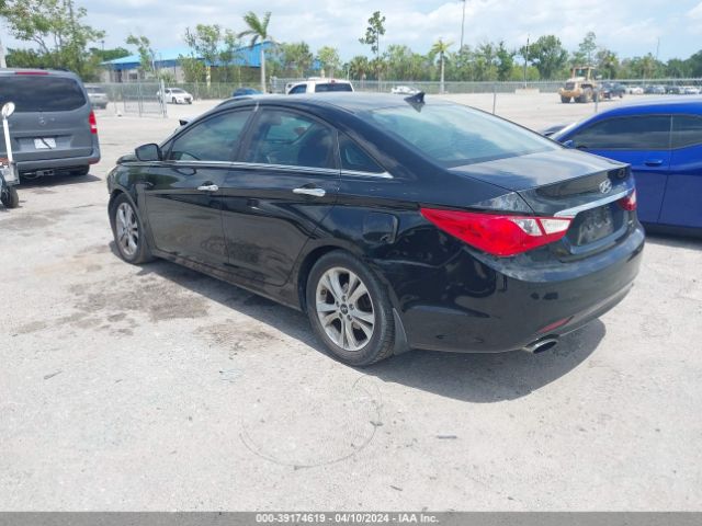 Photo 2 VIN: 5NPEC4AB7BH299738 - HYUNDAI SONATA 