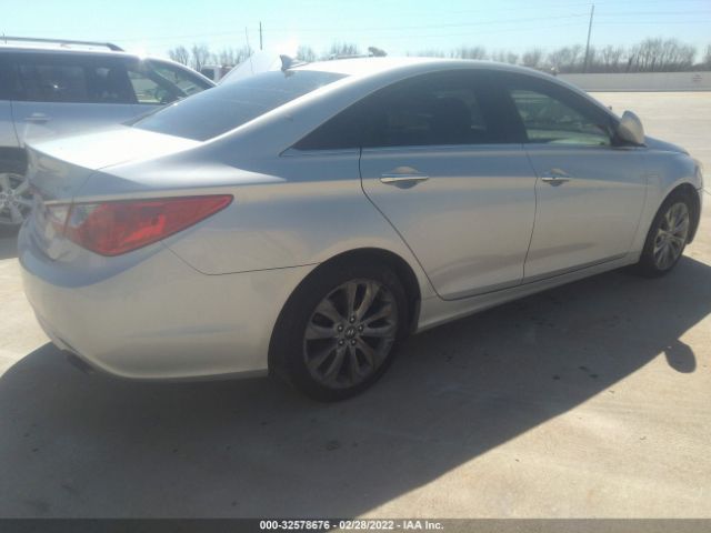 Photo 3 VIN: 5NPEC4AB7BH315968 - HYUNDAI SONATA 