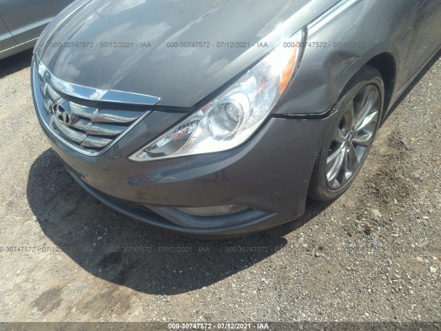 Photo 5 VIN: 5NPEC4AB7BH316022 - HYUNDAI SONATA 