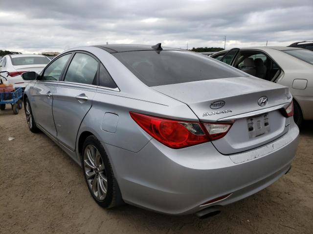 Photo 2 VIN: 5NPEC4AB7CH352357 - HYUNDAI SONATA SE 