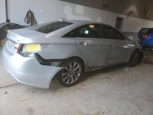 Photo 2 VIN: 5NPEC4AB7CH450420 - HYUNDAI SONATA 