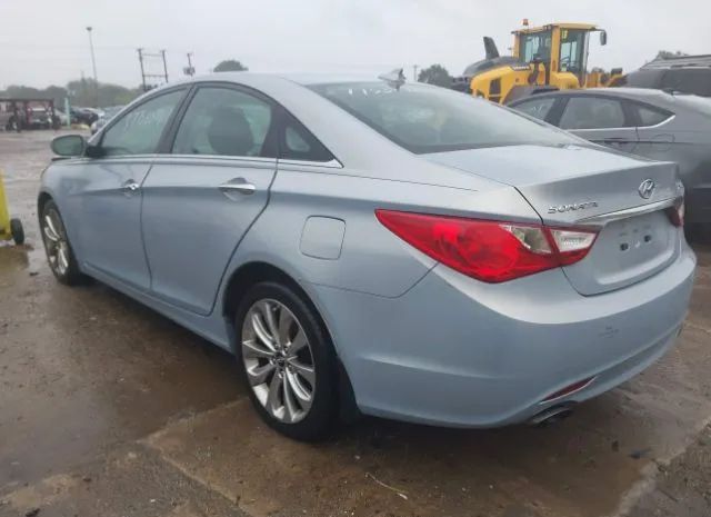 Photo 2 VIN: 5NPEC4AB7CH458341 - HYUNDAI SONATA 