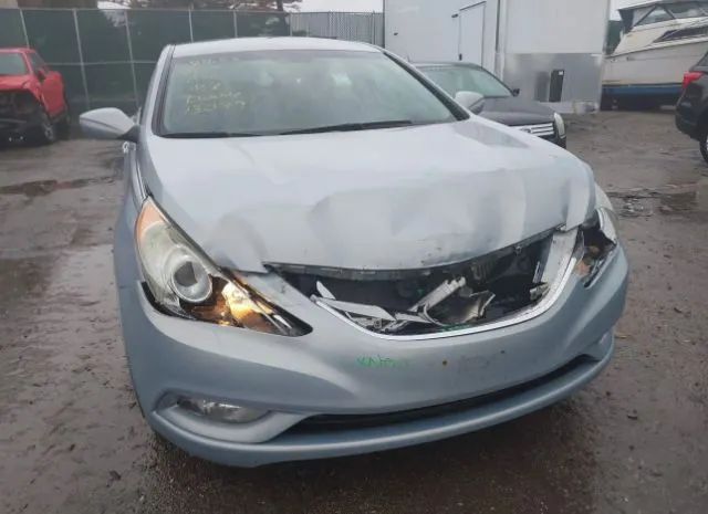 Photo 5 VIN: 5NPEC4AB7CH458341 - HYUNDAI SONATA 