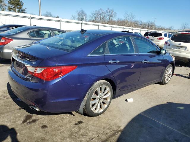 Photo 2 VIN: 5NPEC4AB7CH470120 - HYUNDAI SONATA 