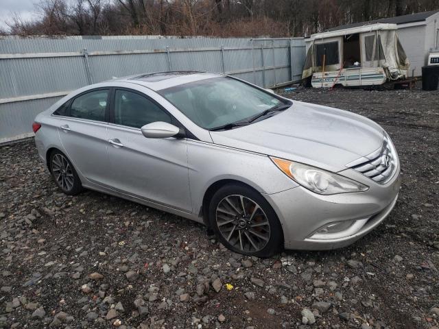 Photo 3 VIN: 5NPEC4AB7CH474345 - HYUNDAI SONATA 