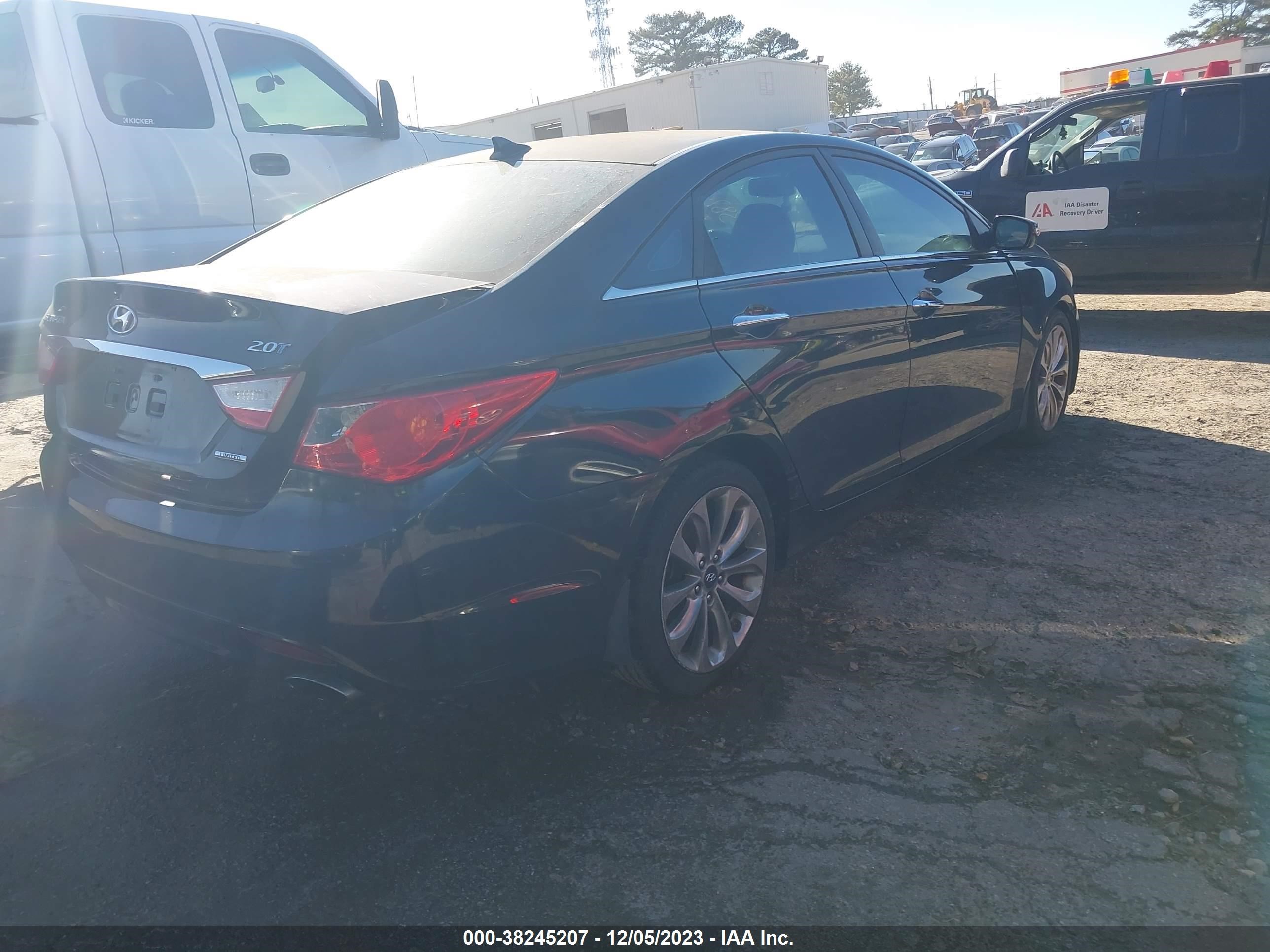 Photo 3 VIN: 5NPEC4AB7DH513095 - HYUNDAI SONATA 