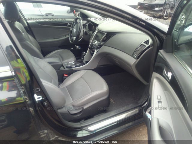 Photo 4 VIN: 5NPEC4AB7DH628201 - HYUNDAI SONATA 