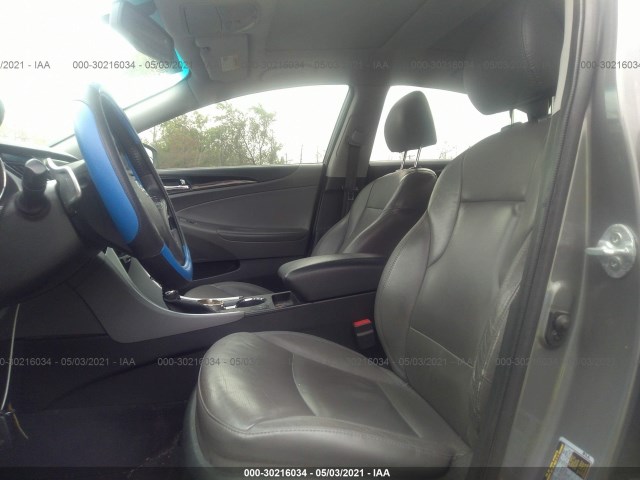 Photo 4 VIN: 5NPEC4AB7DH708596 - HYUNDAI SONATA 