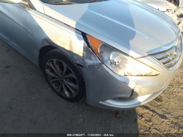 Photo 5 VIN: 5NPEC4AB7DH726516 - HYUNDAI SONATA 