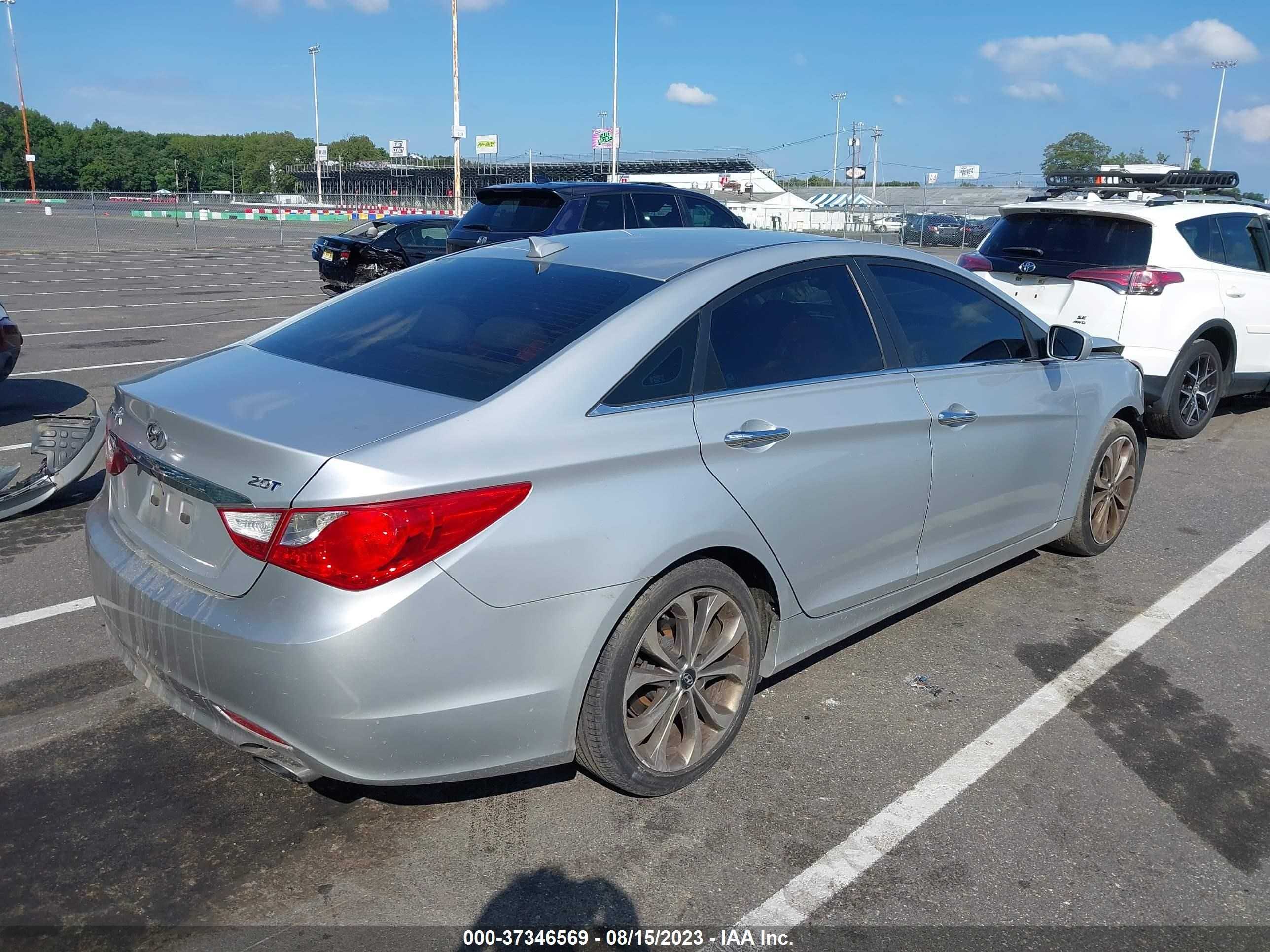 Photo 3 VIN: 5NPEC4AB7DH755787 - HYUNDAI SONATA 