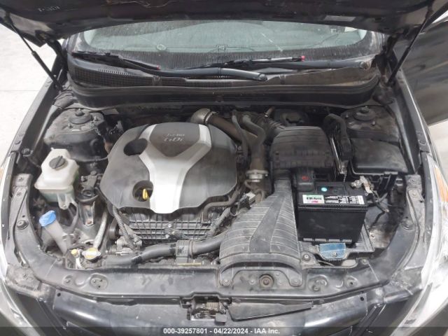 Photo 9 VIN: 5NPEC4AB8BH266926 - HYUNDAI SONATA 