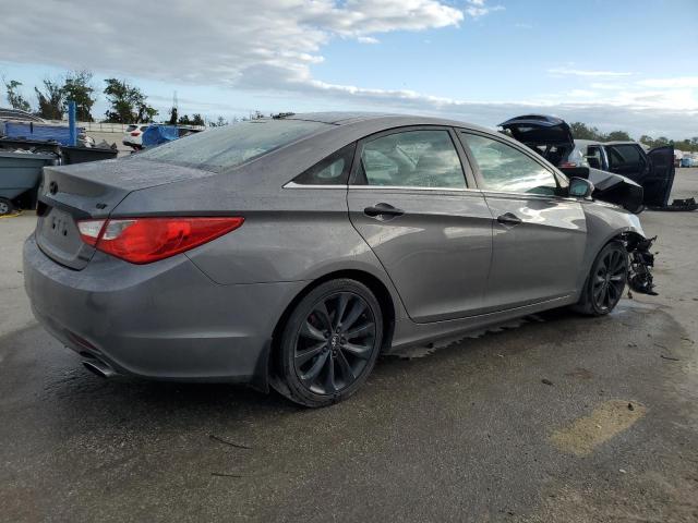 Photo 2 VIN: 5NPEC4AB8CH379129 - HYUNDAI SONATA SE 