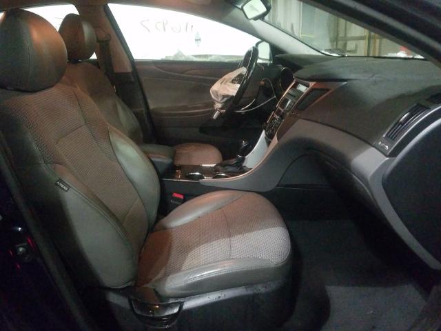 Photo 4 VIN: 5NPEC4AB8CH387747 - HYUNDAI SONATA SE 