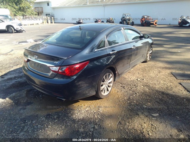 Photo 3 VIN: 5NPEC4AB8CH452757 - HYUNDAI SONATA 