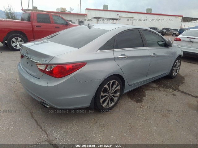 Photo 3 VIN: 5NPEC4AB8DH581552 - HYUNDAI SONATA 