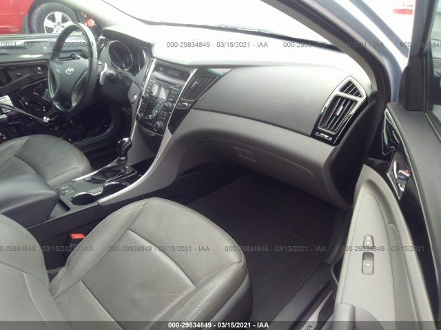 Photo 4 VIN: 5NPEC4AB8DH581552 - HYUNDAI SONATA 