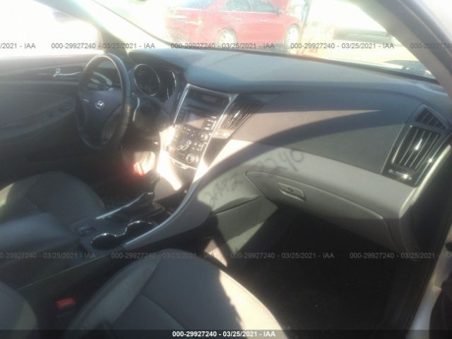 Photo 4 VIN: 5NPEC4AB8DH633472 - HYUNDAI SONATA 