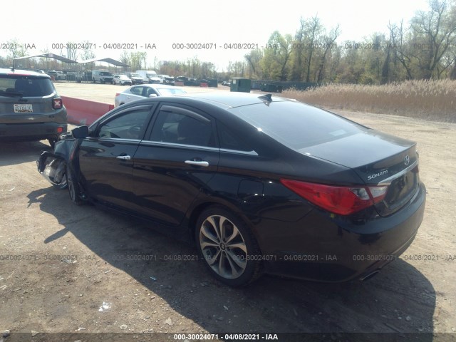 Photo 2 VIN: 5NPEC4AB8DH708817 - HYUNDAI SONATA 