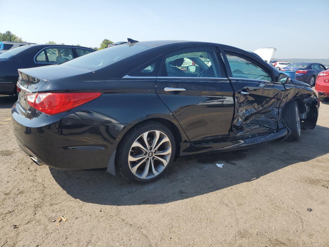 Photo 2 VIN: 5NPEC4AB8DH724516 - HYUNDAI SONATA 