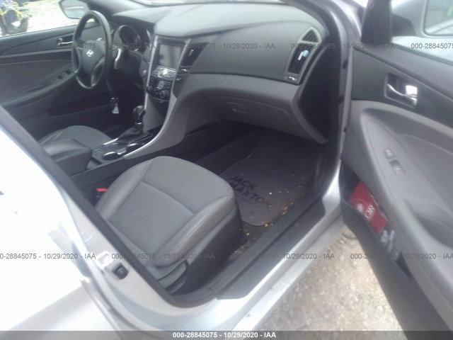 Photo 4 VIN: 5NPEC4AB8DH738299 - HYUNDAI SONATA 