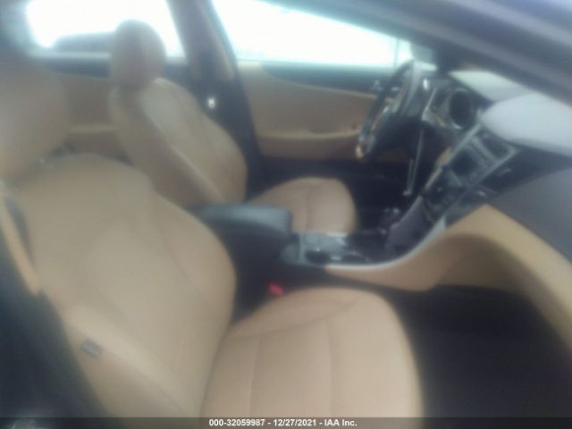 Photo 4 VIN: 5NPEC4AB8EH940450 - HYUNDAI SONATA 