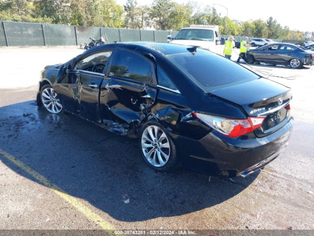 Photo 2 VIN: 5NPEC4AB9BH315809 - HYUNDAI SONATA 