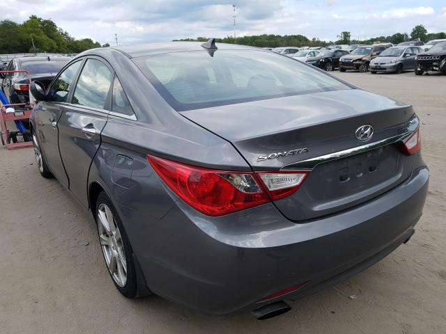 Photo 2 VIN: 5NPEC4AB9BH317883 - HYUNDAI SONATA SE 