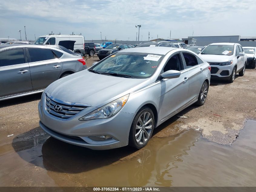 Photo 1 VIN: 5NPEC4AB9CH356426 - HYUNDAI SONATA 