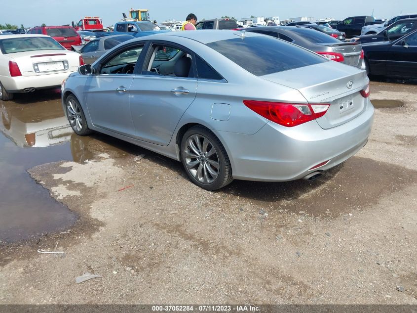 Photo 13 VIN: 5NPEC4AB9CH356426 - HYUNDAI SONATA 