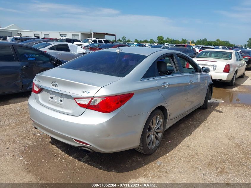 Photo 3 VIN: 5NPEC4AB9CH356426 - HYUNDAI SONATA 