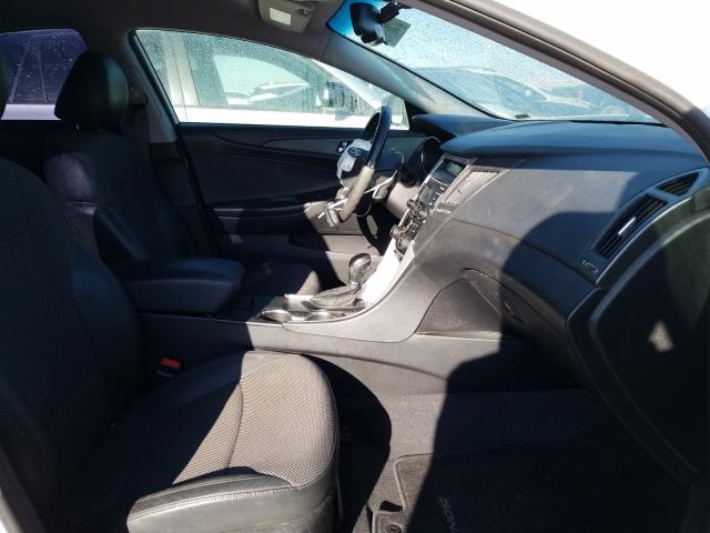 Photo 4 VIN: 5NPEC4AB9CH363344 - HYUNDAI SONATA SE 