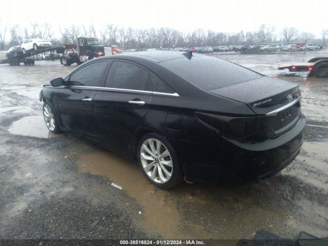 Photo 2 VIN: 5NPEC4AB9CH393993 - HYUNDAI SONATA 